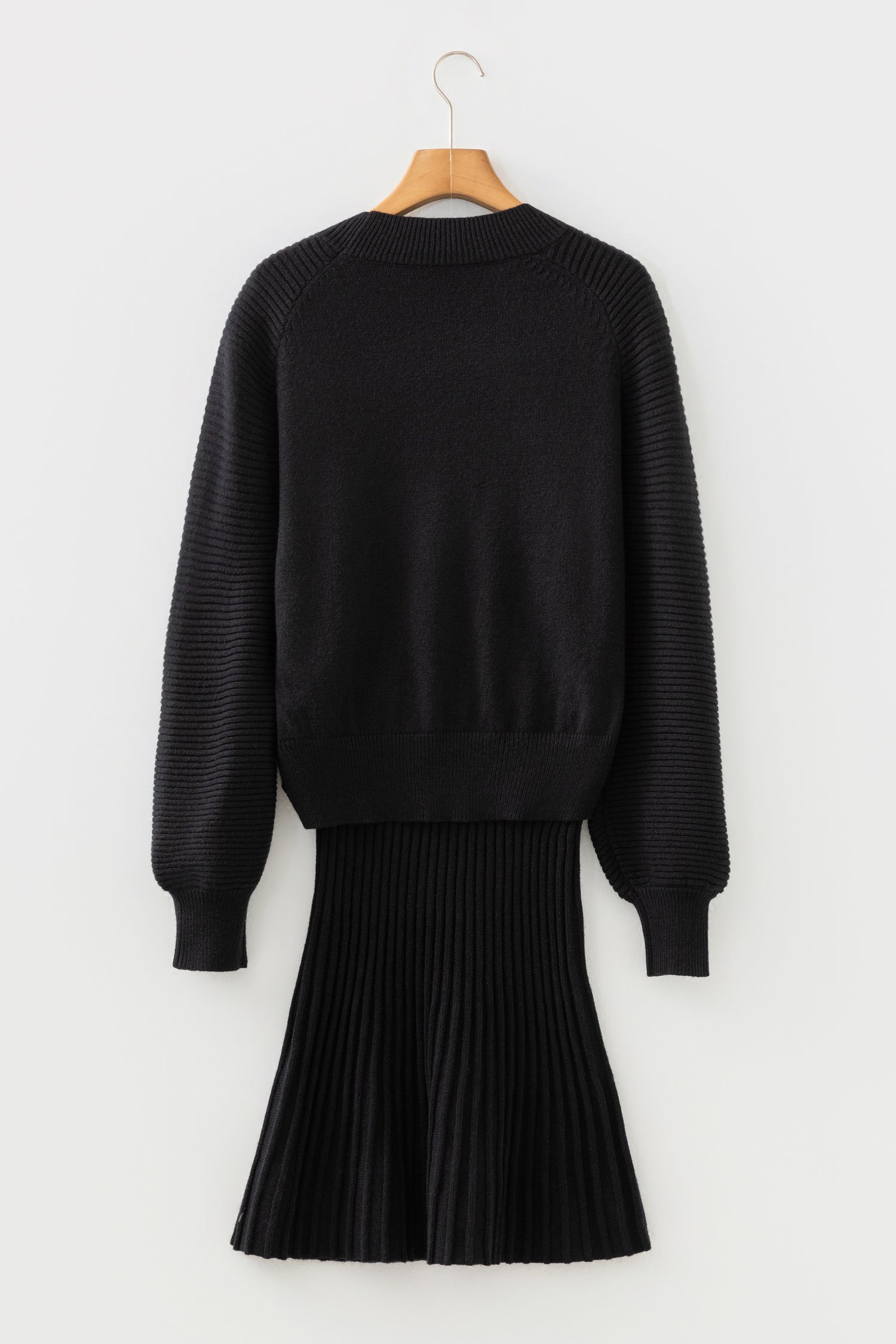 Black High Neck Puff Sleeve Sweater Pleated Mini Skirt 2pcs Knitted Outfit